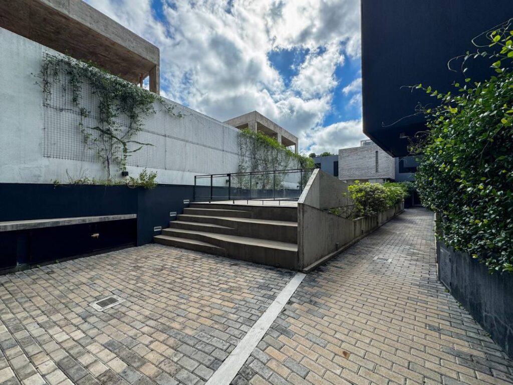 Riccheri 357 Departamento de 1 Dormitorio con Comodín y Terraza Exclusiva
