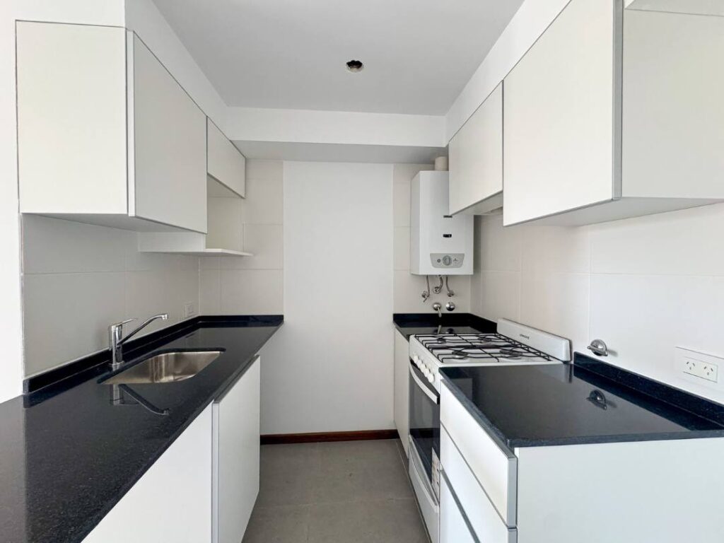 Zeballos 2278 Monoambientes y Departamentos de 1 Dormitorio en Barrio Lourdes