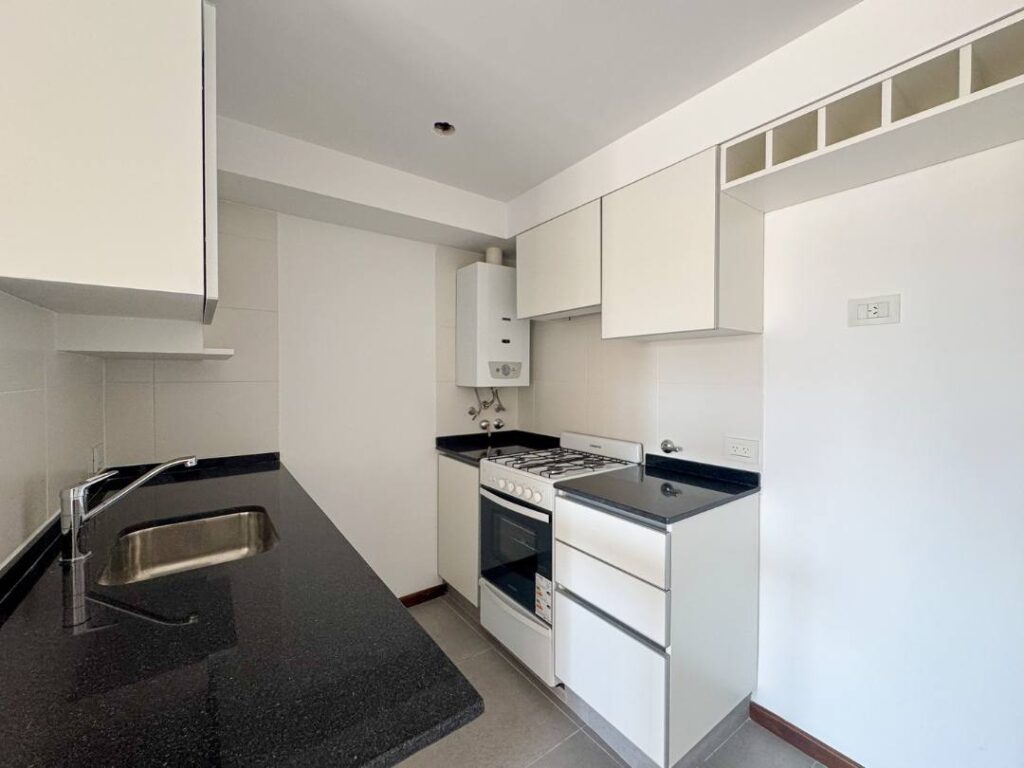 Zeballos 2278 Monoambientes y Departamentos de 1 Dormitorio en Barrio Lourdes