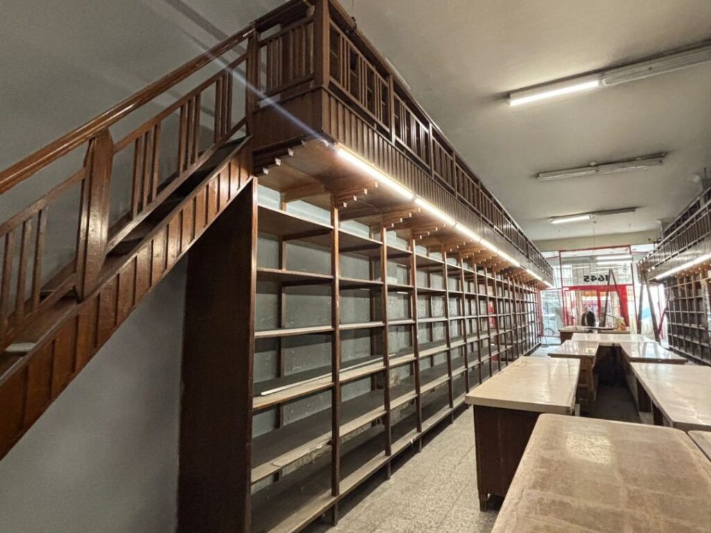 San luis 1645 - Amplio Local Comercial en el Principal Corredor de Calle San Luis