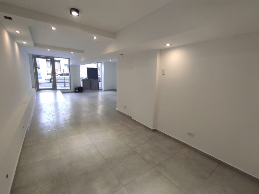 Local Comercial en Venta sobre Salta 1828 – Edificio Tirreno