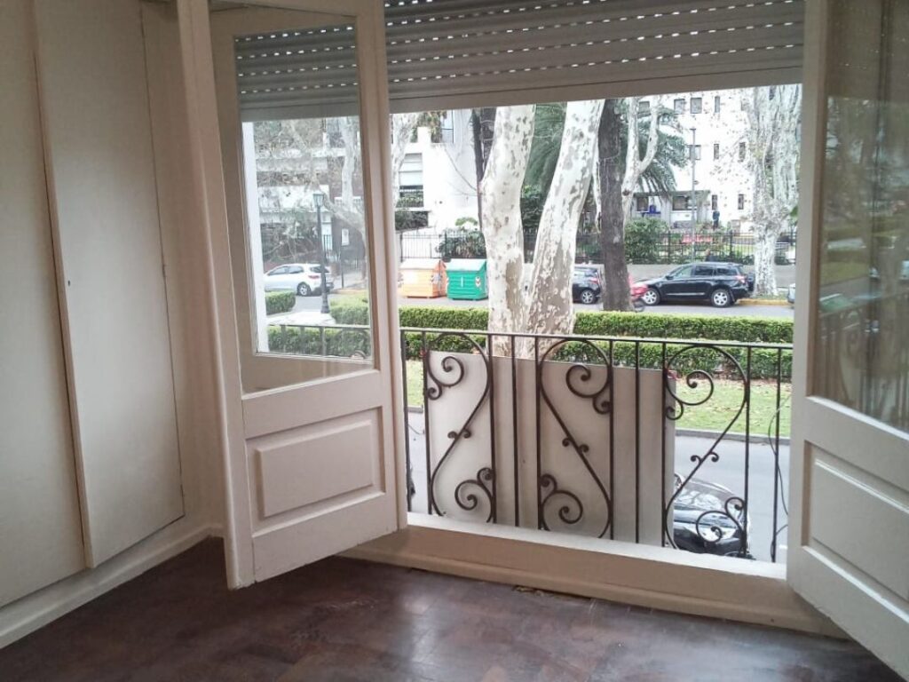 Oroño 1558 Alquiler Comercial en Planta Alta sobre Bv. Oroño